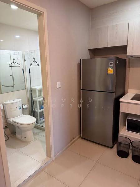Life Asoke, Bangkok, Asoke-Dindang Road, Bang Kapi, Huai Khwang, Bangkok, 2 Bedrooms, 35 sqm, Condo For Rent, by Somrad Phoopruksachart, 500558429 - DDproperty.com