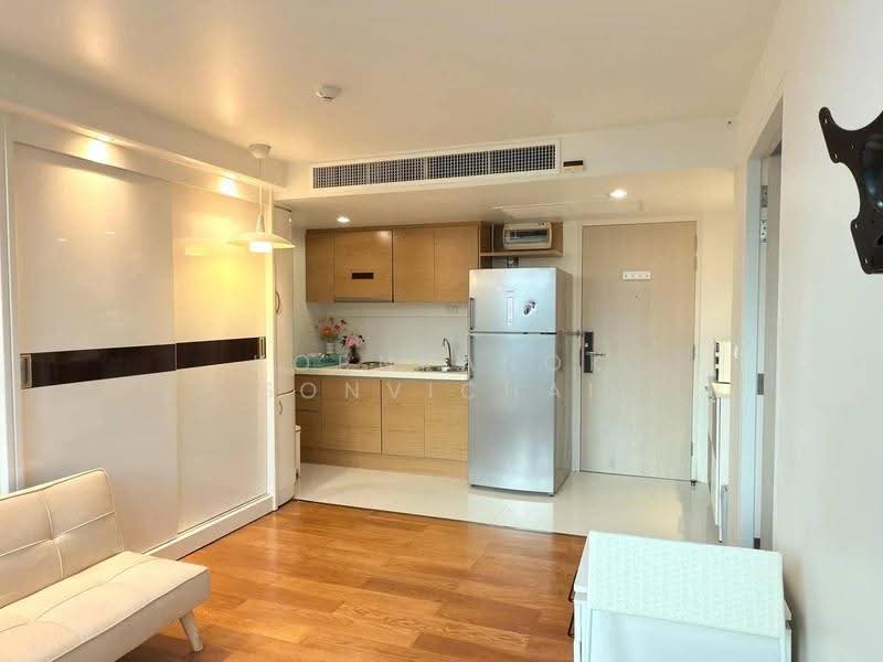 Saladaeng Executive Condominium, Bangkok, Silom, Silom, Bang Rak, Bangkok, 1 Bedroom, 42 sqm, Condo For Rent, by Kornkanok Sonvichai, 500558434 - DDproperty.com
