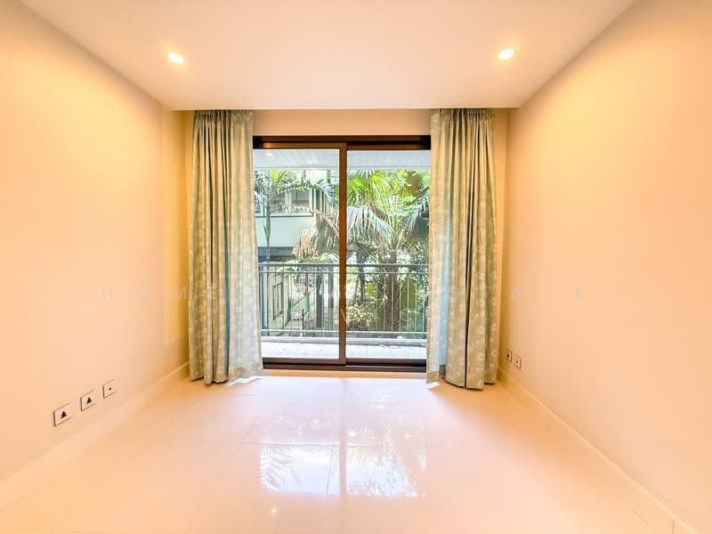 Collezio Sathorn-Pipat, Bangkok, 41 Soi Pipat 1 Silom Road, Silom, Bang Rak, Bangkok, 2 Bedrooms, 63 sqm, Condo For Sale, by HOME Real Estate Service, 500558454 - DDproperty.com