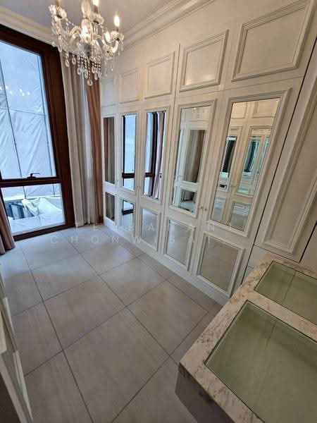 The Lofts Ekkamai, Bangkok, 1415 Sukhumvit Road, Phra Kanong Nua, Watthana, Bangkok, 1 Bedroom, 60 sqm, Condo For Rent, by Teeranant Chonwisaikajon, 500558464 - DDproperty.com