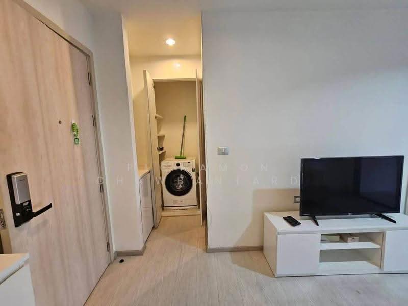 Rhythm Sukhumvit 42, Bangkok, Soi Sukhumvit 42, Sukhumvit Road, Phra Kanong, Khlong Toei, Bangkok, 1 Bedroom, 45 sqm, Condo For Rent, by Pichamon Chawbantard, 500558489 - DDproperty.com