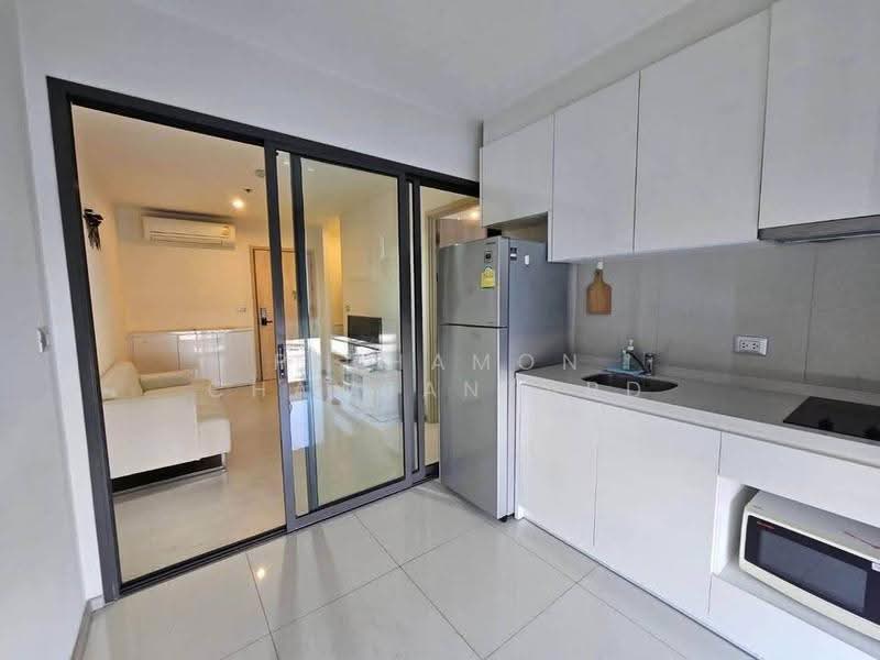 Rhythm Sukhumvit 42, Bangkok, Soi Sukhumvit 42, Sukhumvit Road, Phra Kanong, Khlong Toei, Bangkok, 1 Bedroom, 45 sqm, Condo For Rent, by Pichamon Chawbantard, 500558489 - DDproperty.com