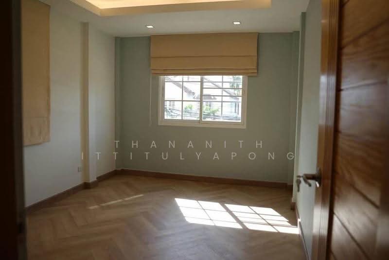 บ้าน 2-ห้องนอน, กรุงเทพ, ห้วยขวาง, กรุงเทพ, 93 ตร.ม., บ้านเดี่ยว ให้เช่า, โดย Thananith Ittitulyapong, 500558493 - DDproperty.com
