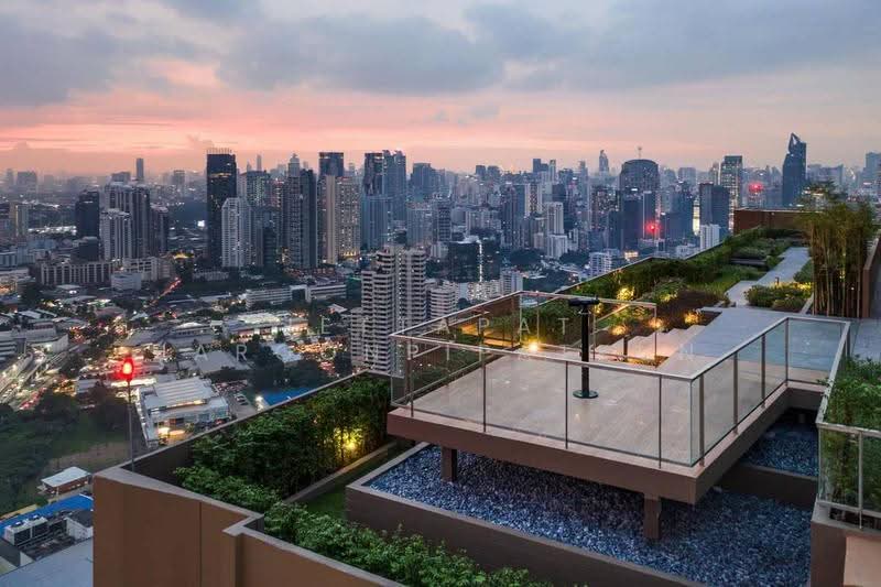 Oka Haus Sukhumvit 36, Bangkok, 3399 Rama 4 Road, Khong Tan, Khlong Toei, Bangkok, 2 Bedrooms, 50 sqm, Condo For Sale, by Jettapat Jaroonpipatkun, 500558554 - DDproperty.com