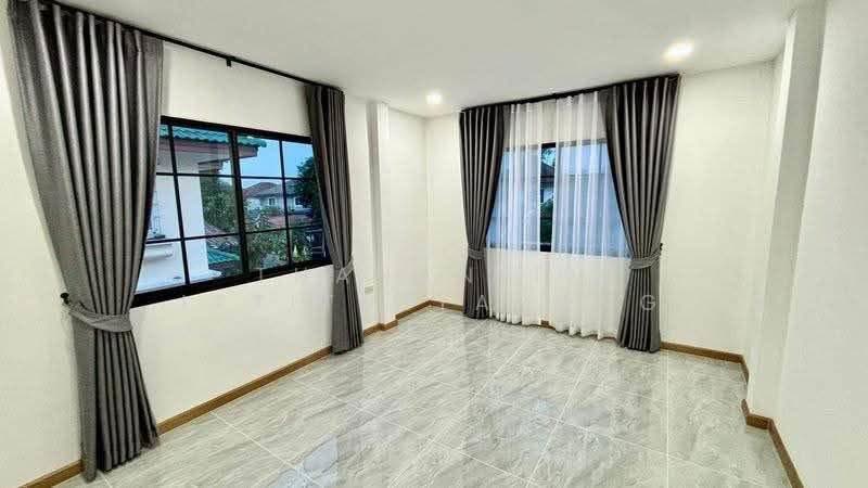 undefined, Bangkok, Sai Kong Din, Khlong Sam Wa, Bangkok, 4 Bedrooms, 220 sqm, Single Detached House For Sale, by Thananith Ittitulyapong, 500558555 - DDproperty.com
