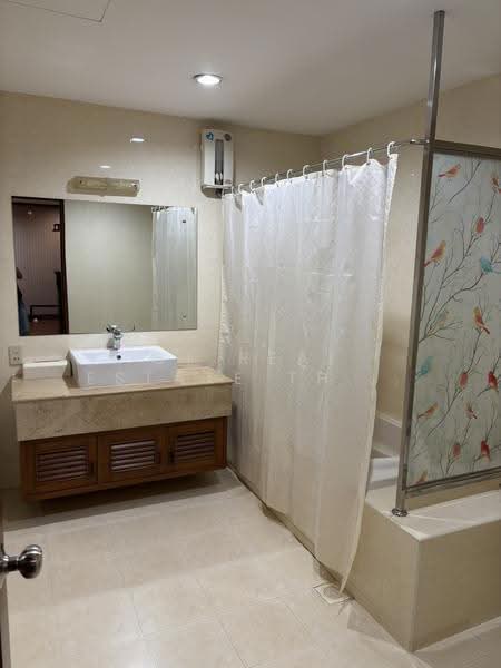 Acadamia Grand Tower, Bangkok, Soi Sukhumvit 43, Khlong Tan Nua, Watthana, Bangkok, 2 Bedrooms, 92 sqm, Condo For Sale, by GT Real Estate Thailand, 500558564 - DDproperty.com