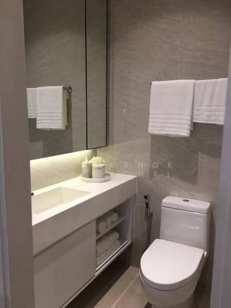 Muniq Langsuan, Bangkok, Soi Tonson, Lumphini, Pathum Wan, Bangkok, 2 Bedrooms, 86 sqm, Condo For Rent, by Kornkanok Sonvichai, 500558612 - DDproperty.com