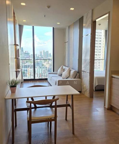 Noble Around Sukhumvit 33, Bangkok, 17 Soi Sukhumvit 33, Khlong Tan Nua, Watthana, Bangkok, 1 Bedroom, 44 sqm, Condo For Rent, by Kanin Thangpanyawa, 500558619 - DDproperty.com