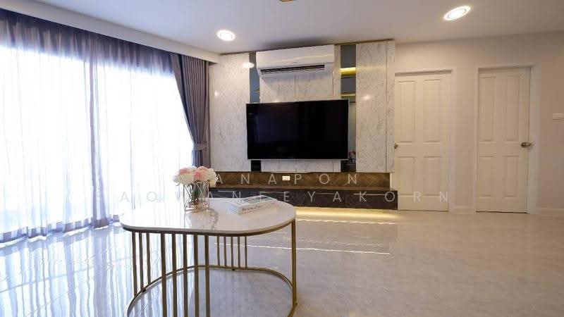Belle Grand Rama 9, bangkok, 131 Rama 9 Road, Huai Khwang, Bangkok, 4 Bedrooms, 173 sqm, Condo For Sale, by Tanapon Saowaneeyakorn, 500558620 - DDproperty.com