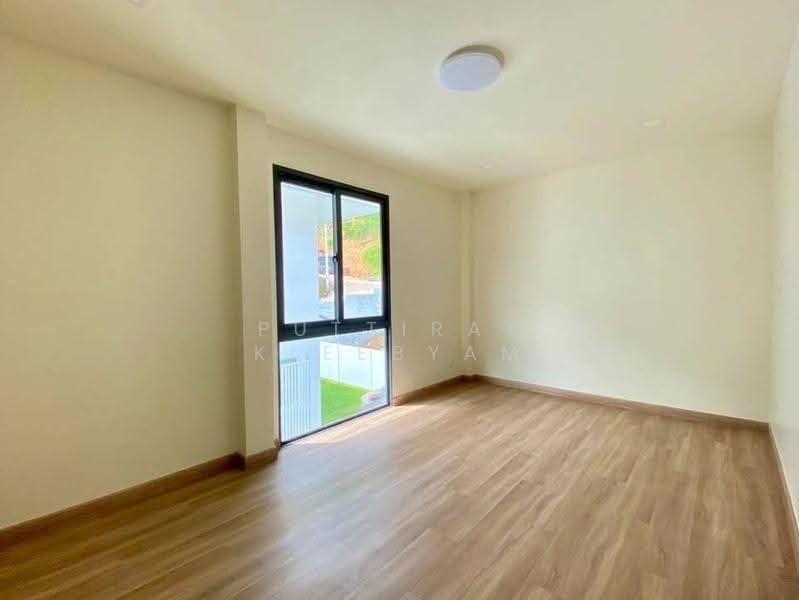 4-BR House, Phuket, Talat Yai, Muang Phuket, Phuket, 4 Bedrooms, 220 sqm, Single Detached House For Sale, by Puttirat Kleebyam, 500558666 - DDproperty.com