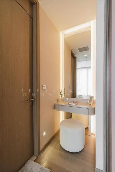 The Esse Asoke, Bangkok, 333 Soi Sukhumvit 21, Sukhumvit Road, Khlongtoei Nua, Watthana, Bangkok, 1 Bedroom, 45 sqm, Condo For Rent, by Teeranant Chonwisaikajon, 500558683 - DDproperty.com