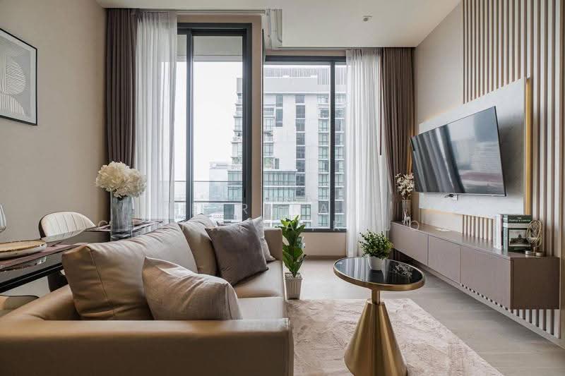 The Esse Asoke, Bangkok, 333 Soi Sukhumvit 21, Sukhumvit Road, Khlongtoei Nua, Watthana, Bangkok, 1 Bedroom, 45 sqm, Condo For Rent, by Teeranant Chonwisaikajon, 500558683 - DDproperty.com