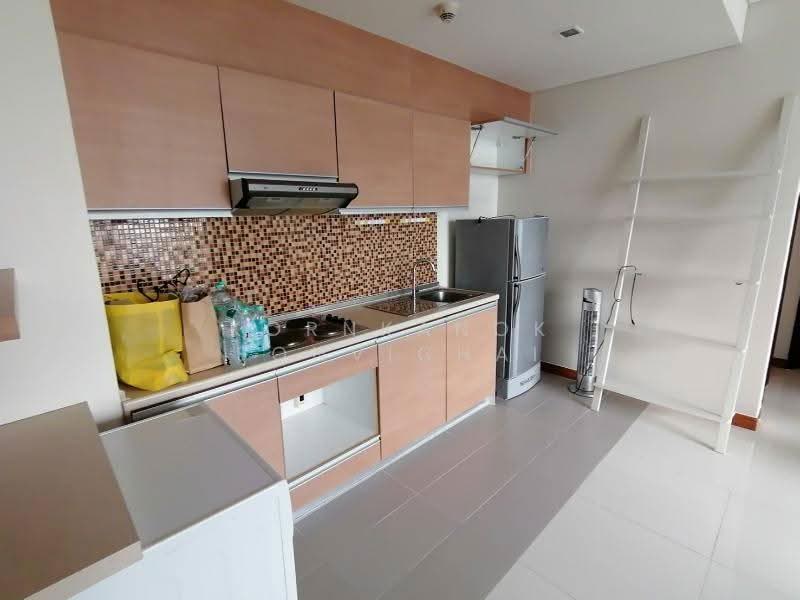 Le Luk Condominium, Bangkok, 1599 291 Sukhumvit Rd, Phra Kanong Nua, Watthana, Bangkok, 2 Bedrooms, 79 sqm, Condo For Rent, by Kornkanok Sonvichai, 500558712 - DDproperty.com