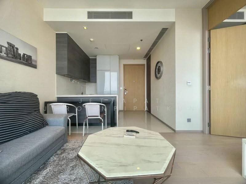 The Esse Asoke, Bangkok, 333 Soi Sukhumvit 21, Sukhumvit Road, Khlongtoei Nua, Watthana, Bangkok, 1 Bedroom, 42 sqm, Condo For Rent, by Jettapat Jaroonpipatkun, 500558764 - DDproperty.com