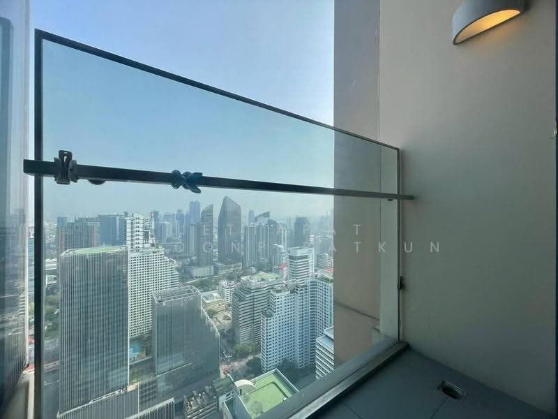 The Esse Asoke, Bangkok, 333 Soi Sukhumvit 21, Sukhumvit Road, Khlongtoei Nua, Watthana, Bangkok, 1 Bedroom, 42 sqm, Condo For Rent, by Jettapat Jaroonpipatkun, 500558764 - DDproperty.com