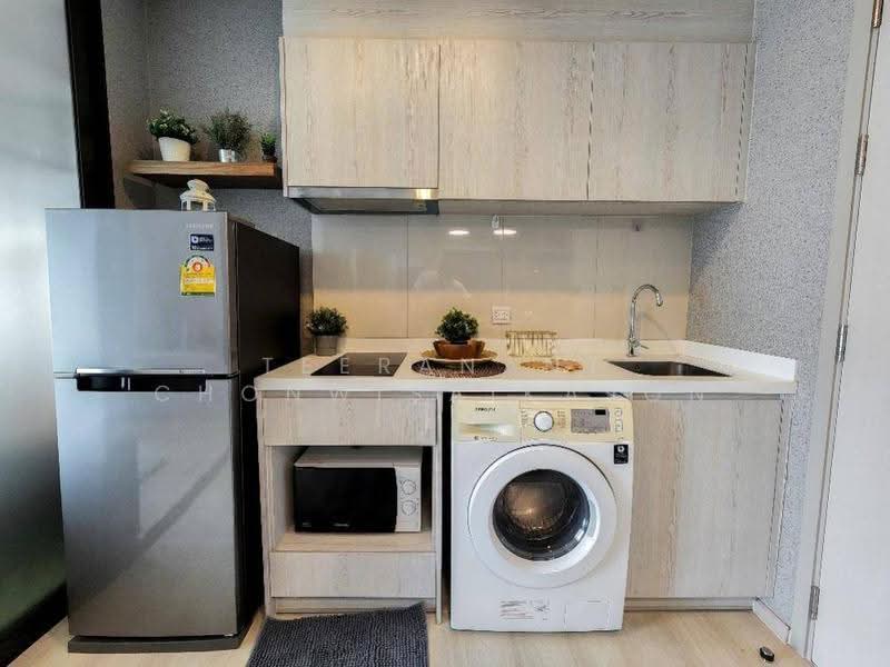 Life Sukhumvit 48, Bangkok, Soi Sukhumvit 48, Phra Kanong, Khlong Toei, Bangkok, 2 Bedrooms, 44 sqm, Condo For Rent, by Teeranant Chonwisaikajon, 500558768 - DDproperty.com