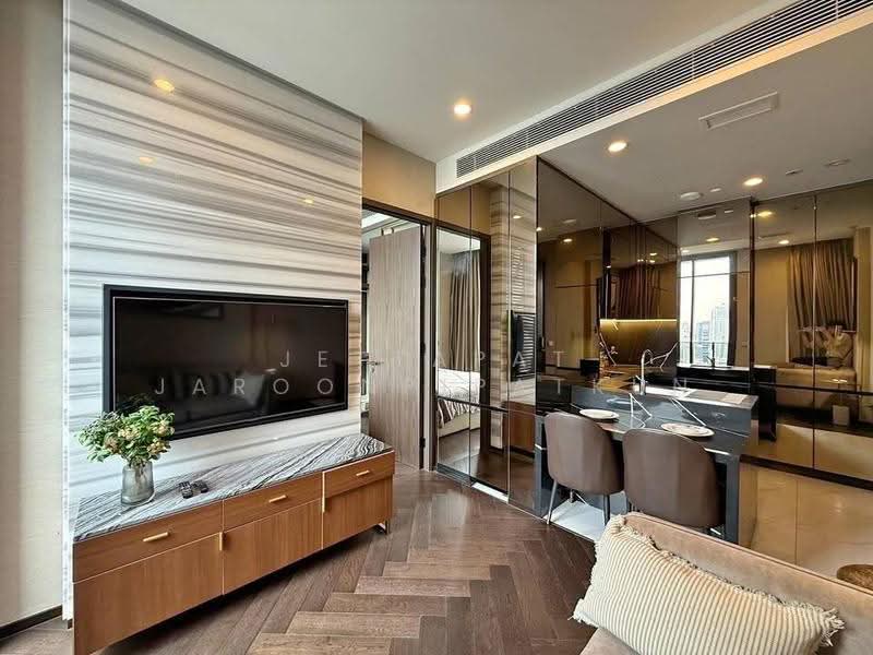 The Esse Sukhumvit 36, Bangkok, Soi Sukhumvit 36, Sukhumvit Road, Phra Kanong, Khlong Toei, Bangkok, 1 Bedroom, 38 sqm, Condo For Rent, by Jettapat Jaroonpipatkun, 500558820 - DDproperty.com