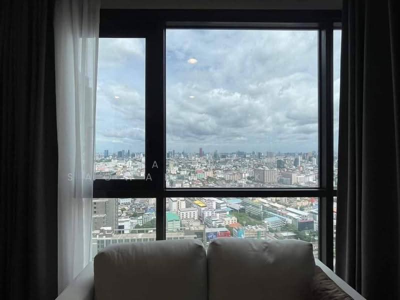 XT Huaikhwang, Bangkok, 244 Ratchadaphisek Road, Huai Khwang, Bangkok, 1 Bedroom, 30 sqm, Condo For Rent, by Tanapon Saowaneeyakorn, 500558872 - DDproperty.com