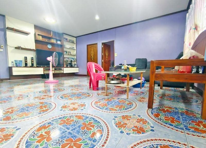อพาร์ทเม้นท์ศรีราชา ชลบุรี, Chon Buri (Pattaya), Thung Suk La, Si Racha, Chon Buri (Pattaya), , 100 sqm, Business For Sale, by The Best Property ส้มโอ, 500558880 - DDproperty.com
