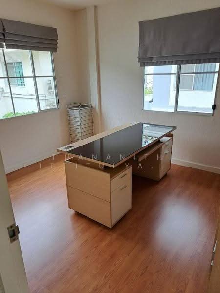 Manthana Onnut-Wongwan 2, Bangkok, Sukhaphiban 2 Road, Prawet, Bangkok, 3 Bedrooms, 204 sqm, Single Detached House For Rent, by Thananith Ittitulyapong, 500558888 - DDproperty.com