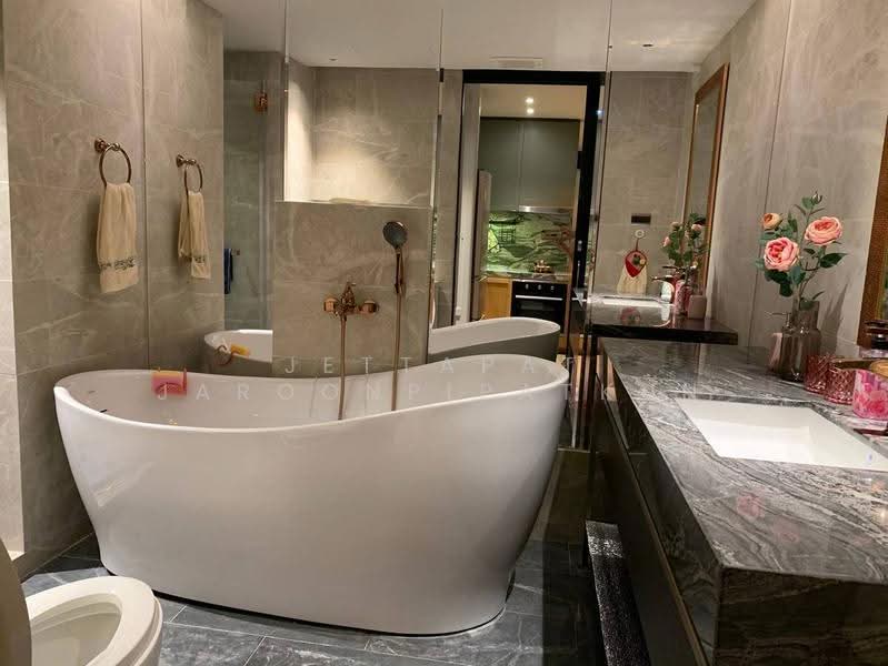 State Tower, Bangkok, 1055 Silom Road, Silom, Bang Rak, Bangkok, 2 Bedrooms, 68 sqm, Condo For Sale, by Jettapat Jaroonpipatkun, 500558907 - DDproperty.com