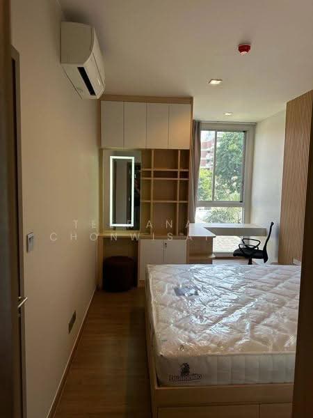 Q Prasarnmit, Bangkok, Soi Sawaddee, Sukhumvit Road, Khlongtoei Nua, Watthana, Bangkok, 1 Bedroom, 38 sqm, Condo For Rent, by Teeranant Chonwisaikajon, 500558914 - DDproperty.com