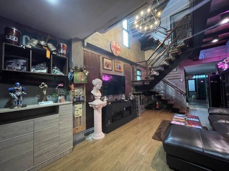 Single house on Soi Phueng Mi 29, Lane 2, Bangkok, , Bang Chak, Phra Khanong, Bangkok, 2 Bedrooms, 160 sqm, Townhouse For Rent, by Connex Property, 500558952 - DDproperty.com