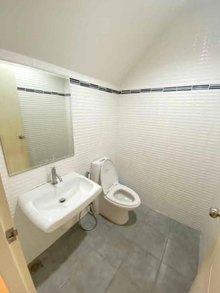 The Exclusive Pattanakarn 44, Bangkok, Soi Phatthanakan 44, Phatthanakan Road, Suan Luang, Bangkok, 3 Bedrooms, 263 sqm, Single Detached House For Rent, by Thananith Ittitulyapong, 500558954 - DDproperty.com