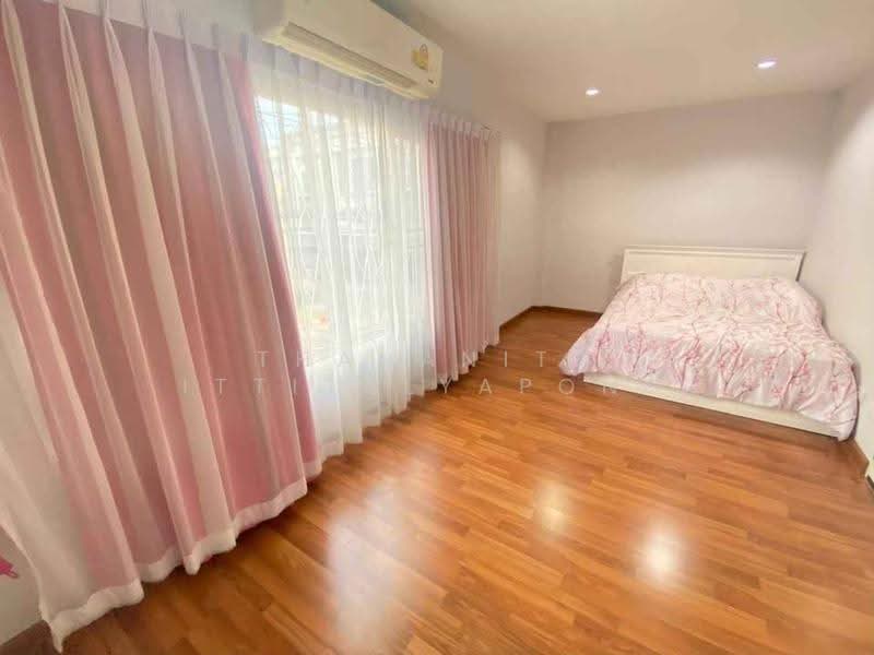 The Exclusive Pattanakarn 44, Bangkok, Soi Phatthanakan 44, Phatthanakan Road, Suan Luang, Bangkok, 3 Bedrooms, 263 sqm, Single Detached House For Rent, by Thananith Ittitulyapong, 500558954 - DDproperty.com