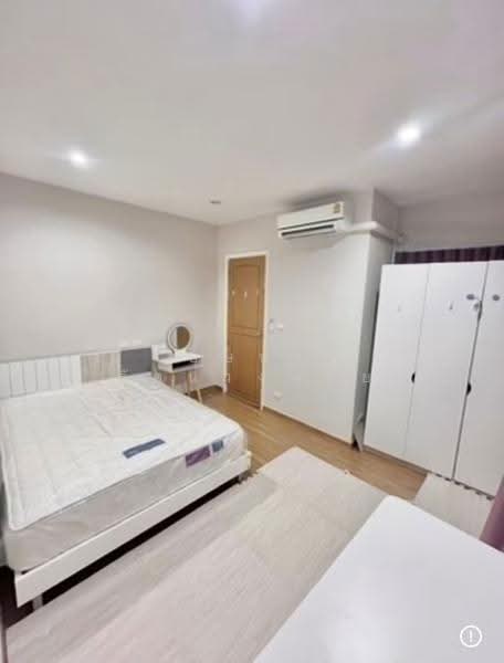 Siri House Ratchada 18, Bangkok, Soi Lat Phrao 80, Intersection 11, Wang Thonglang, Bangkok, 4 Bedrooms, 180 sqm, Townhouse For Rent, by บุษบา รัตนวงษ์ชัย, 500559000 - DDproperty.com