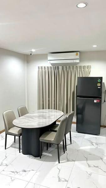 Siri House Ratchada 18, Bangkok, Soi Lat Phrao 80, Intersection 11, Wang Thonglang, Bangkok, 4 Bedrooms, 180 sqm, Townhouse For Rent, by บุษบา รัตนวงษ์ชัย, 500559000 - DDproperty.com