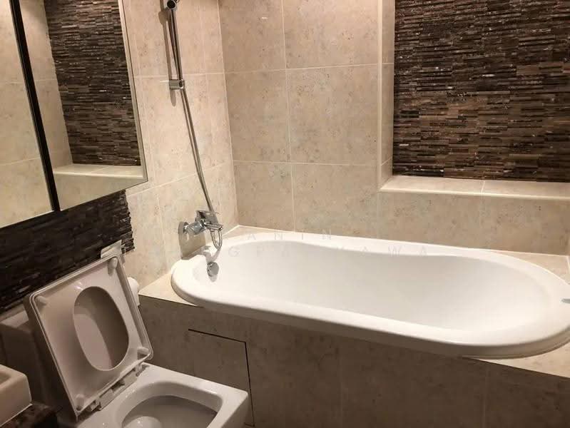 Supreme Ville Condominium, Bangkok, Yenakat, Thung Maha Mek, Sathon, Bangkok, 3 Bedrooms, 142 sqm, Condo For Sale, by Kanin Thangpanyawa, 500559035 - DDproperty.com