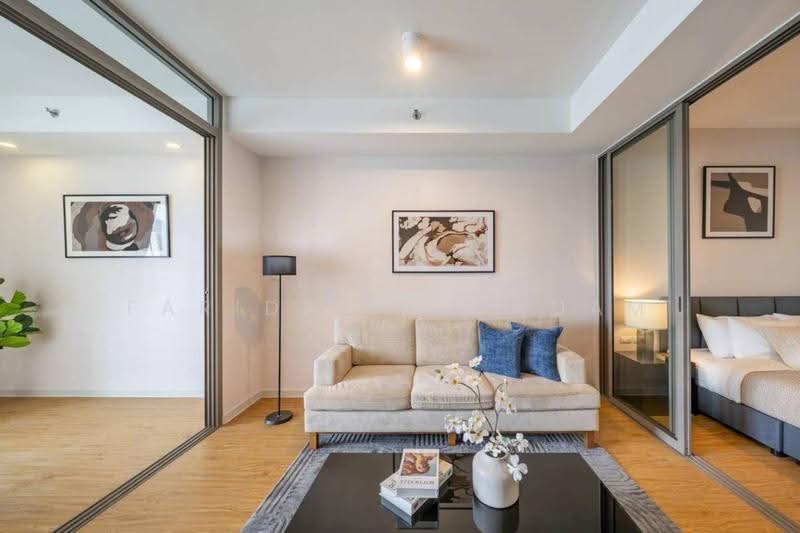 Siamese Surawong, Bangkok, Sap Road, Si Phraya, Bang Rak, Bangkok, 1 Bedroom, 52 sqm, Condo For Rent, by Farida Phetnuam, 500559048 - DDproperty.com