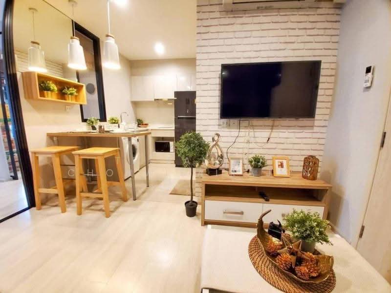 Life Asoke, Bangkok, Asoke-Dindang Road, Bang Kapi, Huai Khwang, Bangkok, 1 Bedroom, 37 sqm, Condo For Rent, by Teeranant Chonwisaikajon, 500559071 - DDproperty.com