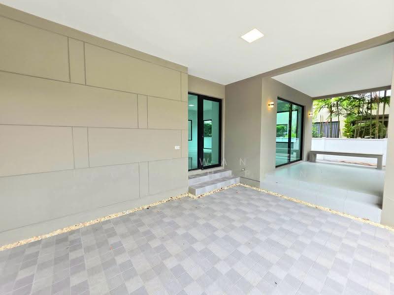 The Centro Watcharapol, Bangkok, Sukhaphiban 5 Road, O-Ngoen, Sai Mai, Bangkok, 3 Bedrooms, 217 sqm, Single Detached House For Sale, by Siriwan Udomvachaphun, 500559100 - DDproperty.com