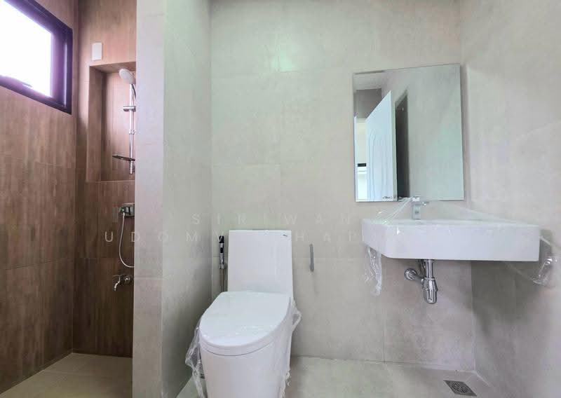 The Centro Watcharapol, Bangkok, Sukhaphiban 5 Road, O-Ngoen, Sai Mai, Bangkok, 3 Bedrooms, 217 sqm, Single Detached House For Sale, by Siriwan Udomvachaphun, 500559100 - DDproperty.com