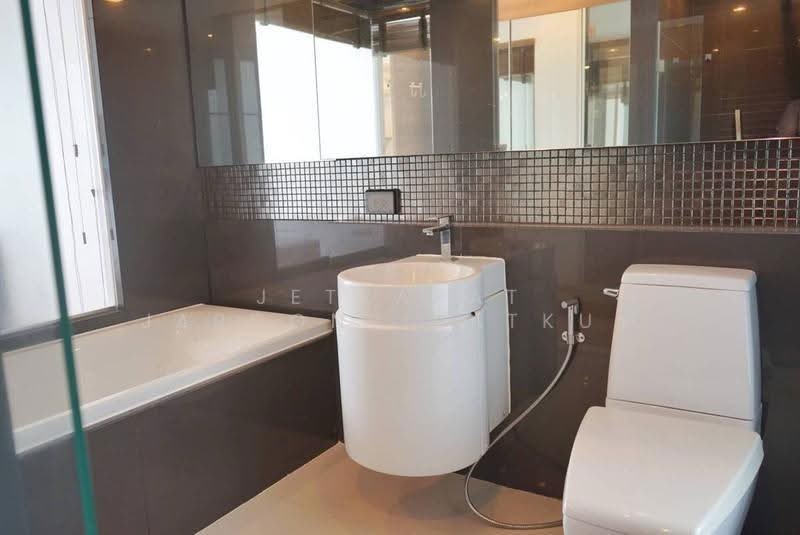 Rhythm Sukhumvit 50, Bangkok, 8 Sukhumvit 50, Sukhumvit Road, Phra Kanong, Khlong Toei, Bangkok, 2 Bedrooms, 66 sqm, Condo For Sale, by Jettapat Jaroonpipatkun, 500559101 - DDproperty.com