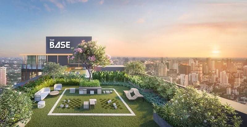 The Base Phetchaburi-Thonglor, Bangkok, Phetchaburi Rd, Bang Kapi, Huai Khwang, Bangkok, 1 Bedroom, 32 sqm, Condo For Sale, by Tanapon Saowaneeyakorn, 500559149 - DDproperty.com
