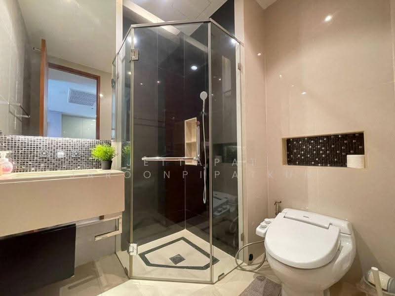 The Address Sukhumvit 28, Bangkok, 1 Soi Sukhumvit 28, Khong Tan, Khlong Toei, Bangkok, 2 Bedrooms, 66 sqm, Condo For Rent, by Jettapat Jaroonpipatkun, 500559251 - DDproperty.com