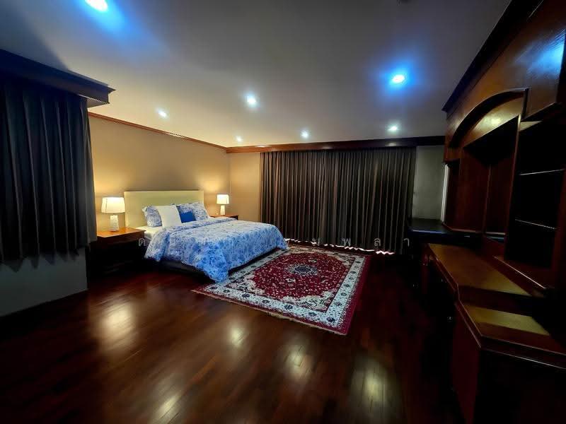 Regent on the Park 1, Bangkok, Soi Sukhumvit 26, Khong Tan, Khlong Toei, Bangkok, 3 Bedrooms, 250 sqm, Condo For Sale, by ดนิตา จุมพลา, 500559281 - DDproperty.com