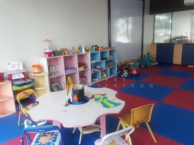Le Luk Condominium, Bangkok, 1599 291 Sukhumvit Rd, Phra Kanong Nua, Watthana, Bangkok, 1 Bedroom, 50 sqm, Condo For Rent, by Jettapat Jaroonpipatkun, 500559345 - DDproperty.com