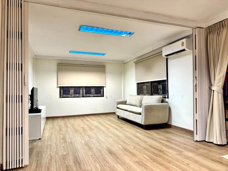 บ้าน รีโนเวทใหม่ ซอยอุดมสุข 50 แยก 2-14, กรุงเทพ, , บางนาเหนือ, บางนา, กรุงเทพ, 220 ตร.ม., บ้านเดี่ยว ให้เช่า, โดย Connex Property, 500559357 - DDproperty.com