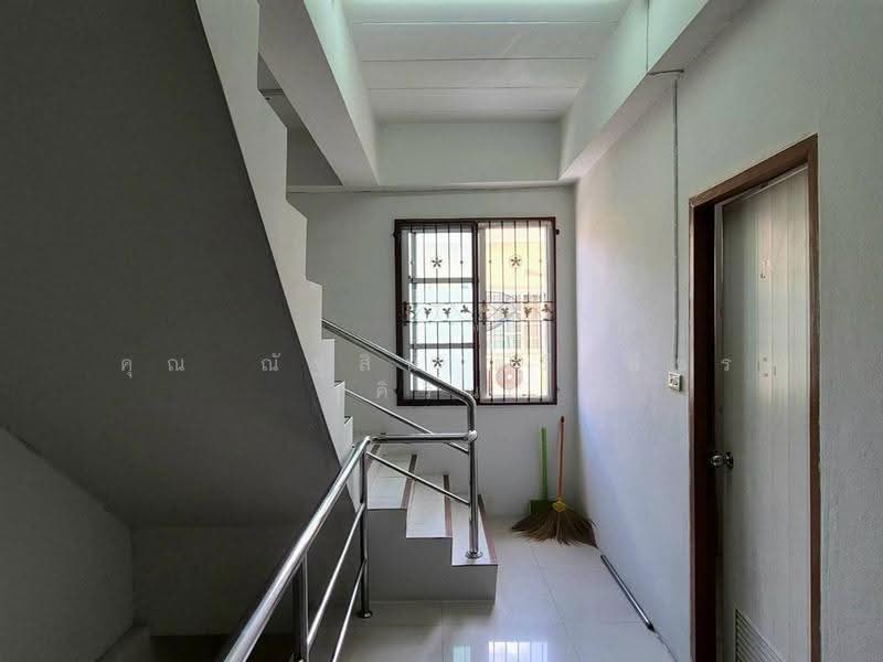 อาคารพาณิชย์ 3 ชั้น 22 ตร.ว. ใกล้สำนักงานเทศบาลเมืองพิมลราช, nonthaburi, ถนนบ้านกล้วย-ไทรน้อย, Phimonrat, Bang Bua Thong, Nonthaburi, , 150 sqm, Shophouse For Sale, by คุณ ณัฐสิน ตรีเพ็ชร (คิริน), 500559372 - DDproperty.com