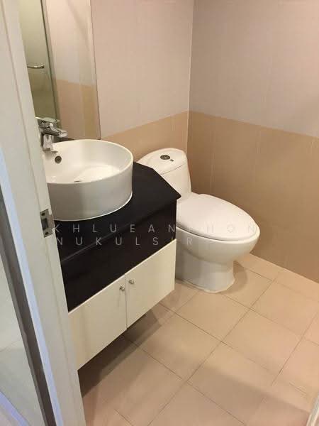 Sukhumvit Living Town, Bangkok, 299 Sukhumvit 21 Road, Khlongtoei Nua, Watthana, Bangkok, 2 Bedrooms, 65 sqm, Condo For Rent, by Khlueanphon Nukulsirisak, 500559440 - DDproperty.com