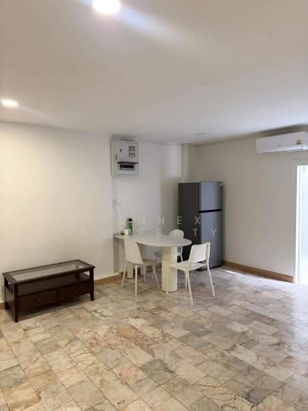 Lan Thong Sathorn, Bangkok, นราธิวาสราชนครินทร์, Thung Wat Don, Sathon, Bangkok, 4 Bedrooms, 104 sqm, Townhouse For Rent, by Connex Property, 500559450 - DDproperty.com
