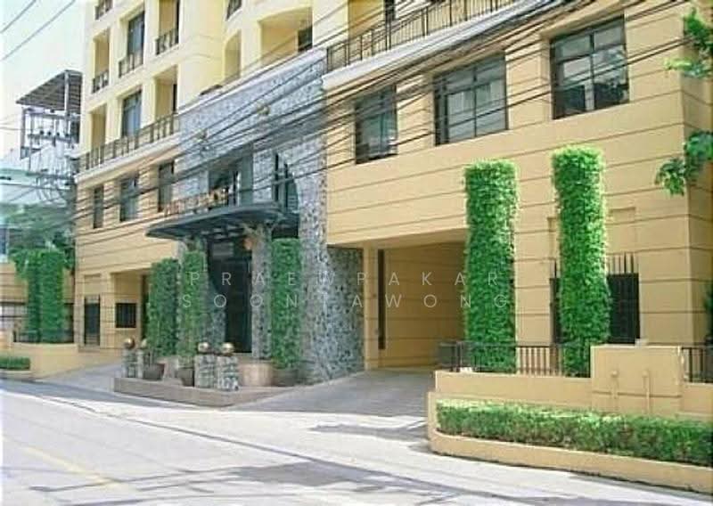 Pipat Place, Bangkok, 37 Soi Sathon 6, Silom, Bang Rak, Bangkok, 1 Bedroom, 32 sqm, Condo For Rent, by Praewpakar Soontawong, 500559495 - DDproperty.com