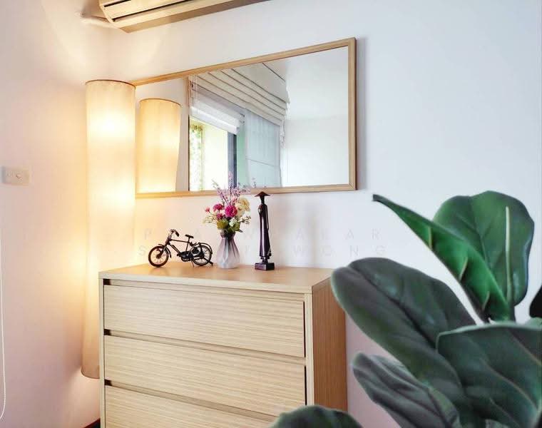 Pipat Place, Bangkok, 37 Soi Sathon 6, Silom, Bang Rak, Bangkok, 1 Bedroom, 32 sqm, Condo For Rent, by Praewpakar Soontawong, 500559495 - DDproperty.com