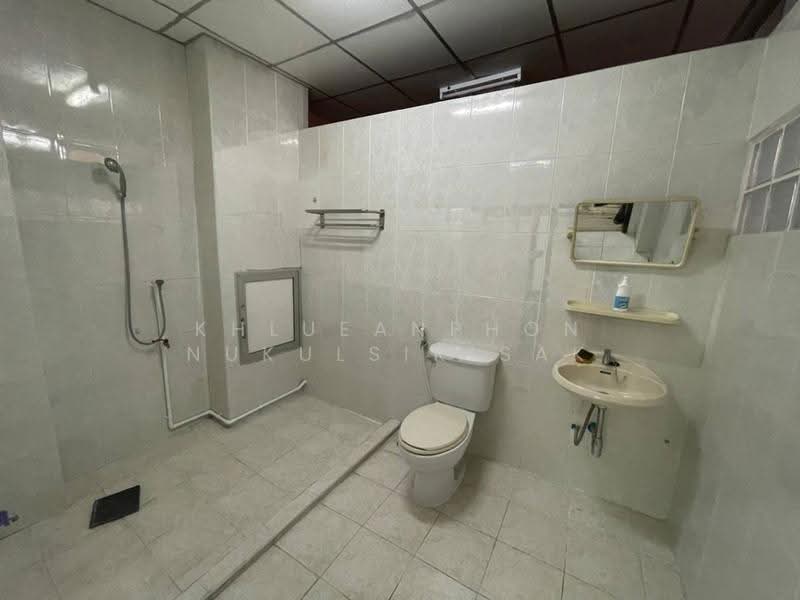 7-BR Townhouse, Bangkok, Chong Nonsi, Yan Nawa, Bangkok, 7 Bedrooms, 400 sqm, Townhouse For Rent, by Khlueanphon Nukulsirisak, 500559500 - DDproperty.com