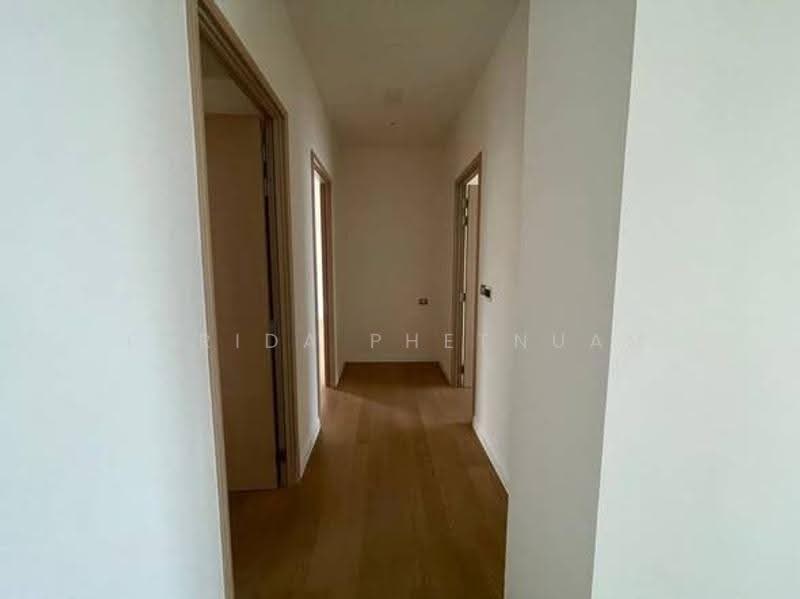 Magnolias Waterfront Residences, Bangkok, 259 Charoen Nakhon Road, Khlong Ton Sai, Khlong San, Bangkok, 4 Bedrooms, 301 sqm, Condo For Sale, by Farida Phetnuam, 500559501 - DDproperty.com