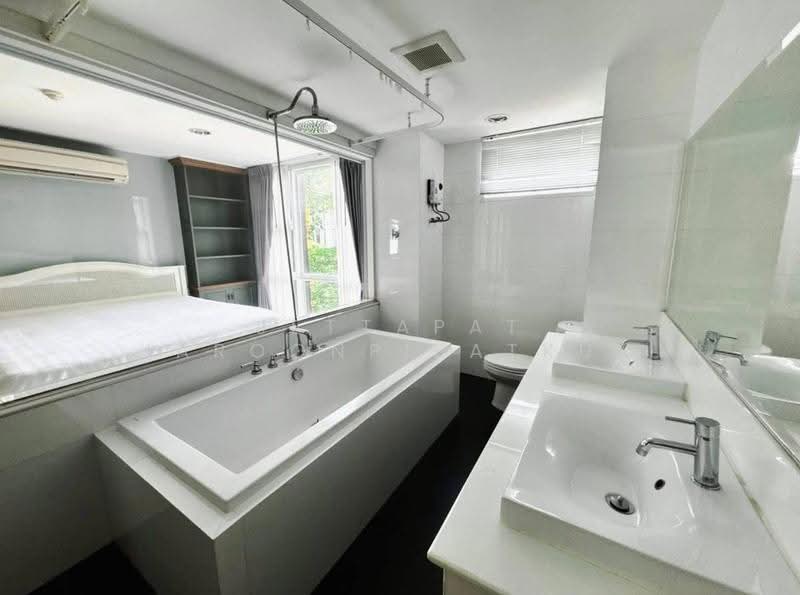 D65 Condominium, Bangkok, 396 Soi Sukhumvit 65 Sukhumvit Road, Phra Kanong Nua, Watthana, Bangkok, 1 Bedroom, 68 sqm, Condo For Rent, by Jettapat Jaroonpipatkun, 500559519 - DDproperty.com